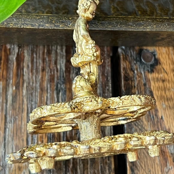 Vintage Gold-Tone Lipstick Stand -“The Bucklers” - Picture 5 of 12